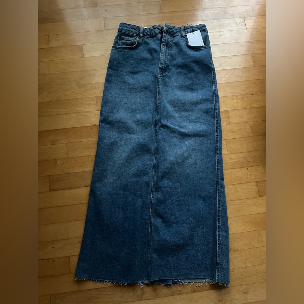 Zara Stretch Denim Pencil Skirt